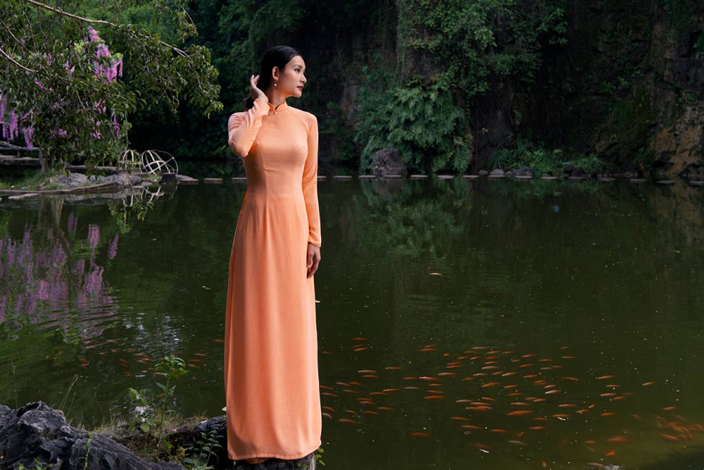 Dynastic influences on the Ao Dai design