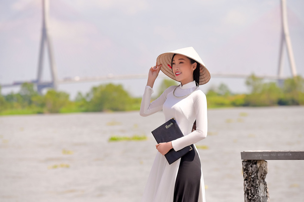 Ao Dai photo shoots