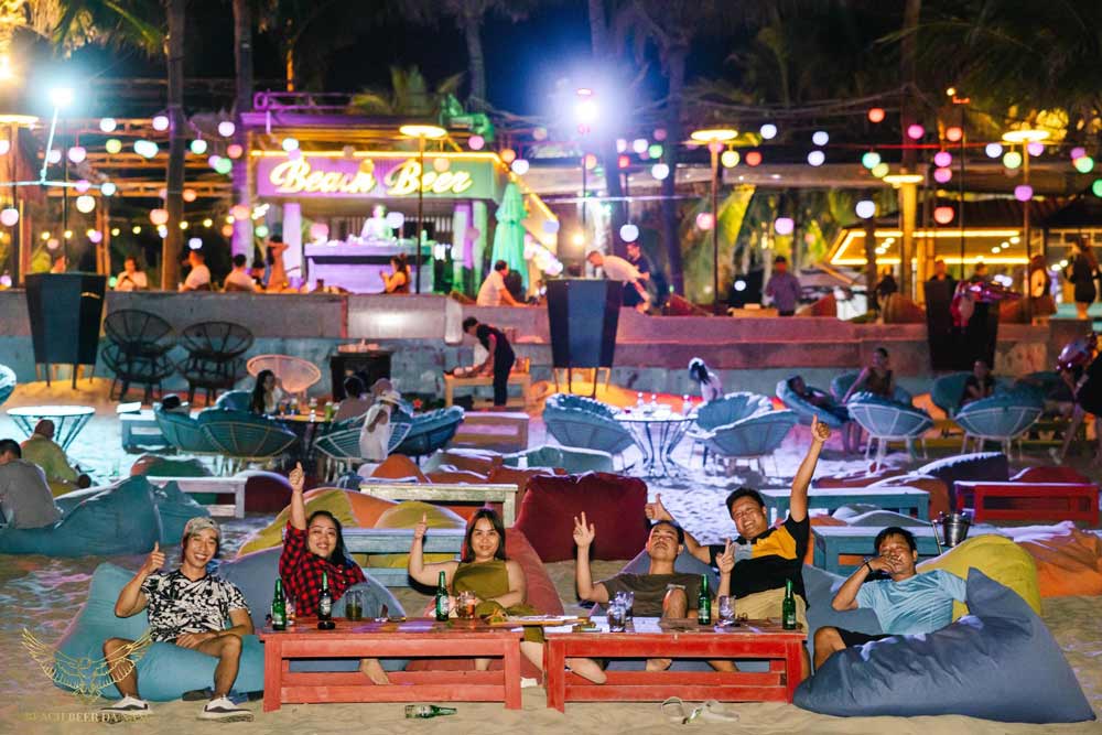 Beach parties in Vietnam. Danang