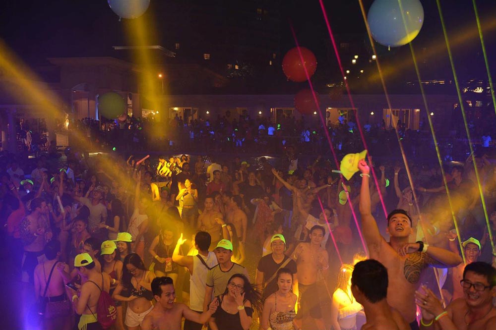 Beach parties in Vietnam. Dancing under the Vietnamese stars