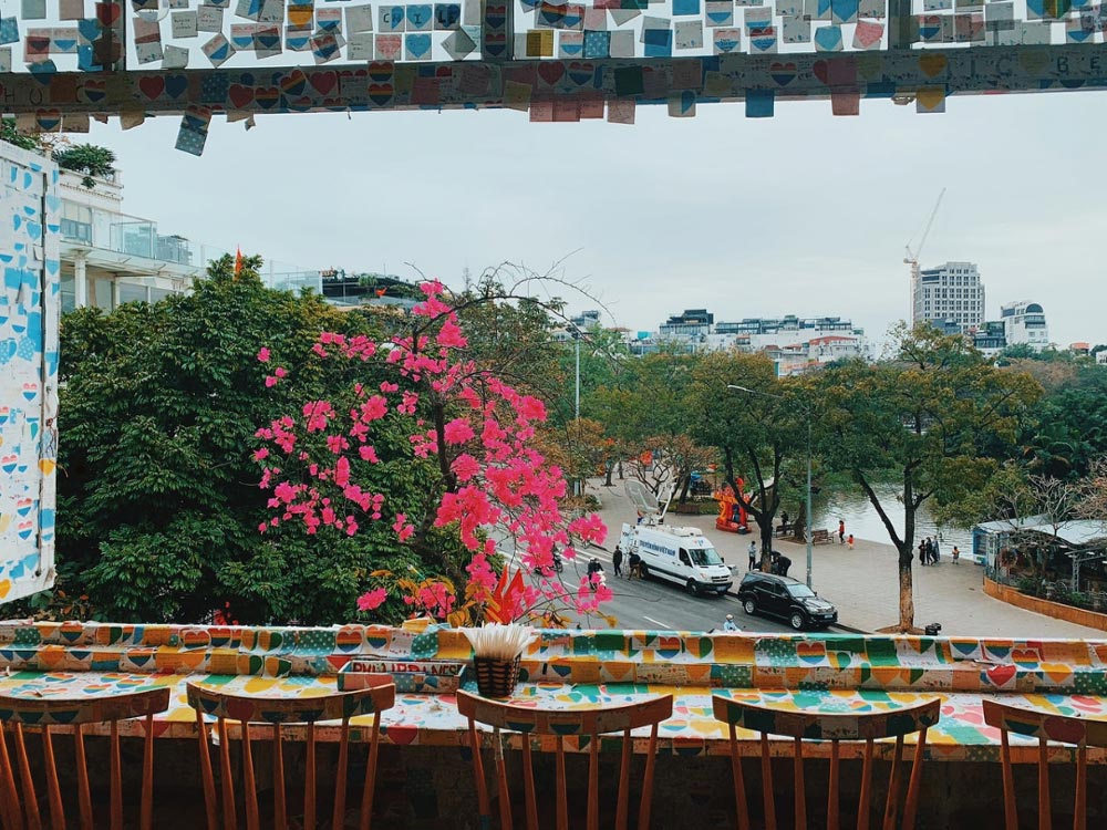 Best Cafes in Hanoi. The Winners' Circle: Hanoi's 5 Best Cafe Experiences
