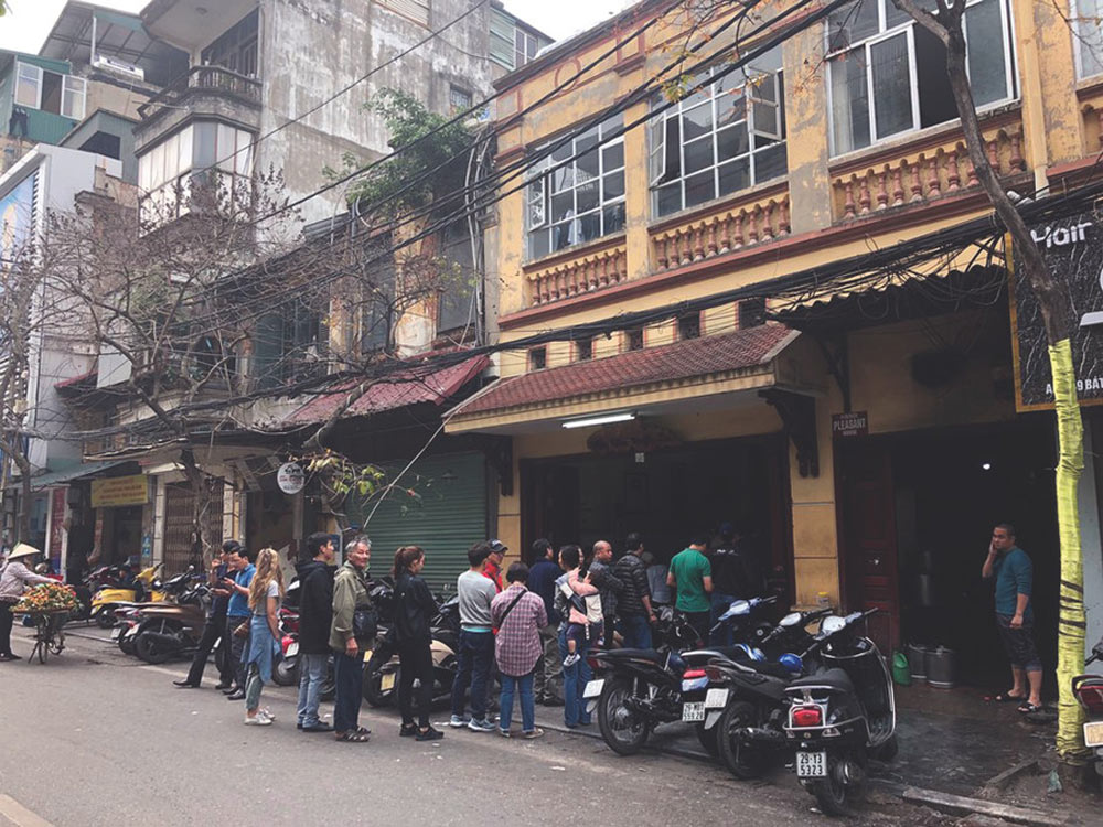 Best Restaurant in Hanoi. First, A Taste of Hanoi: What Is the Famous Food?