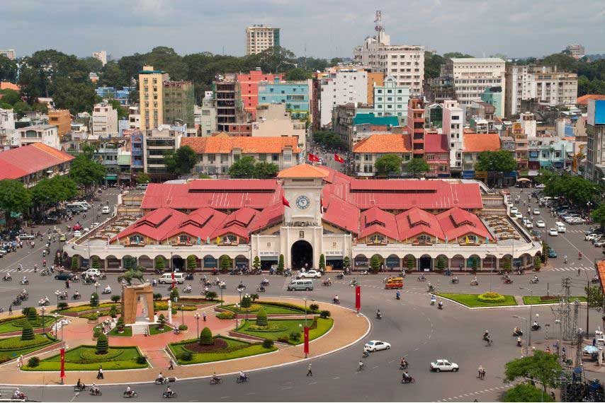 Best things to do in Vietnam free activity in Ben Thanh market