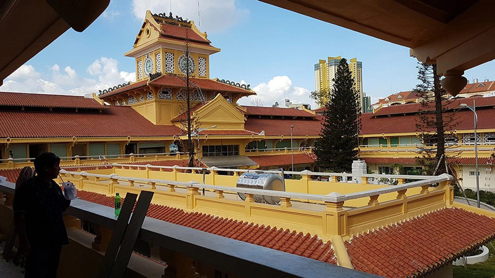 Binh Tay market. What to Expect at Binh Tay Market: A Sensory Overload