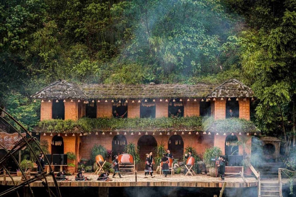 Cat Cat Sapa. Things to Do: The Cat Cat Village Loop. Cultural Performance Hall 