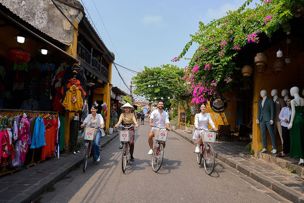 Central Vietnam Itinerary. Asia Mystika Insider Advice: Count Bases, Not Days