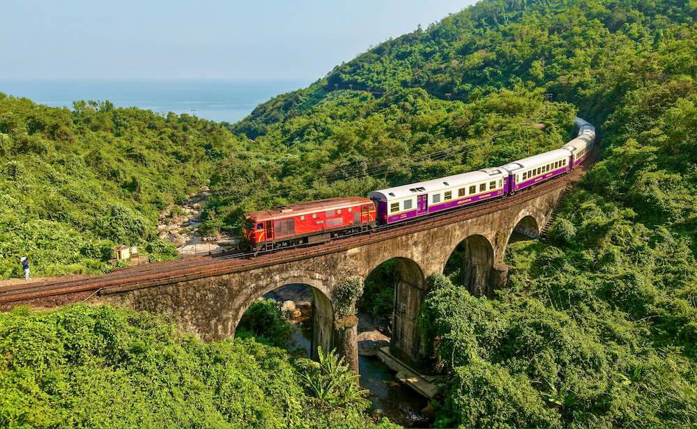 Central Vietnam Itinerary. Getting Between the Three
