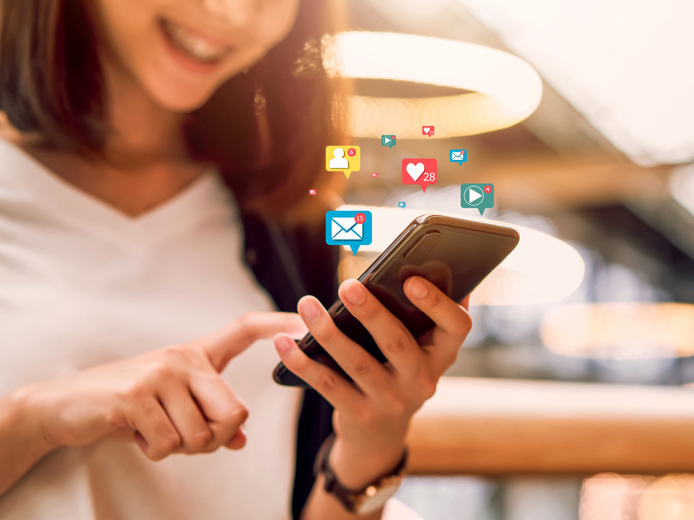 Cost of Living in Danang. Staying Connected: SIM or eSIM?