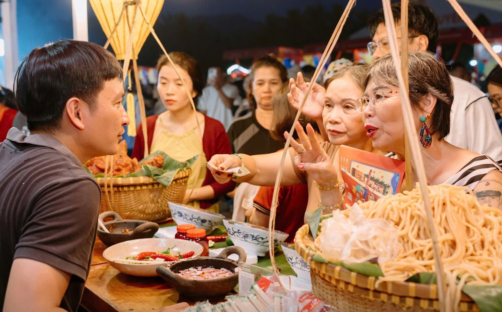 Da Nang Food Guide: Street Food, Seafood and Where to Eat 2026