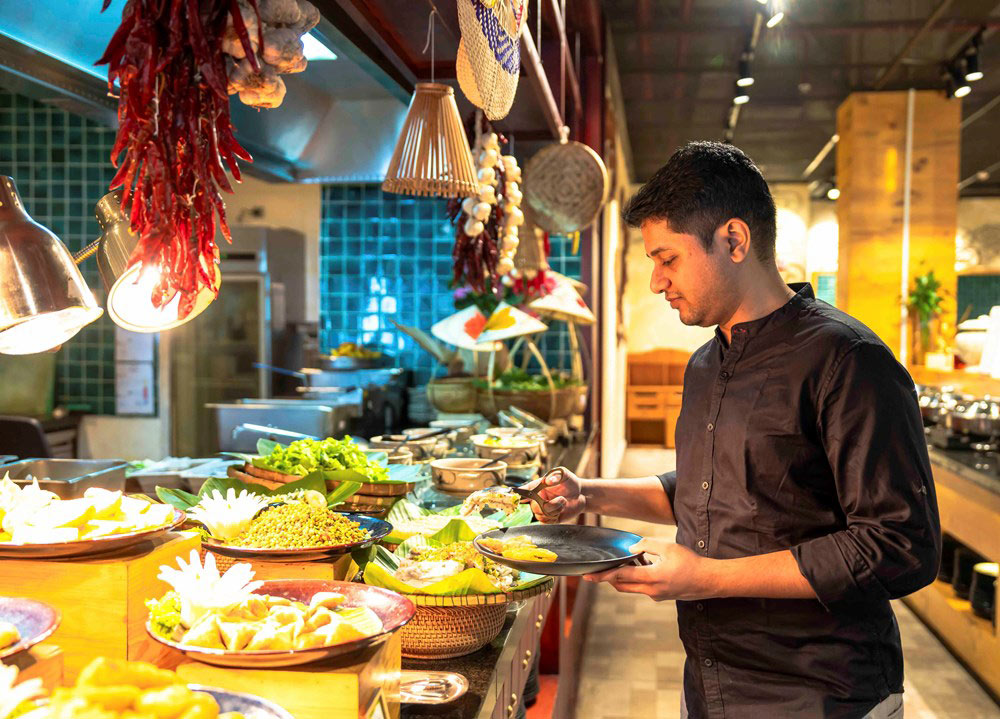 Da Nang Halal Food. Asia Mystika Insider Advice: Plan the Mountain Differently