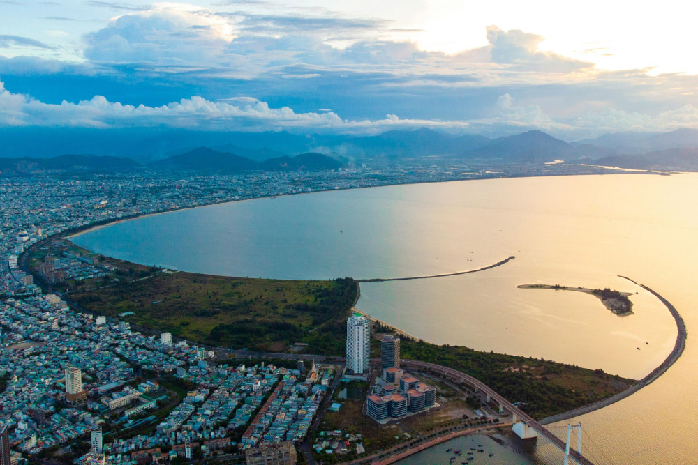 Da Nang Honeymoon. Asia Mystika Insider Advice: The Da Nang Honeymoon Reality Check