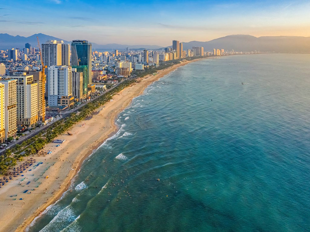 Da Nang. Lock In Your Da Nang Trip
