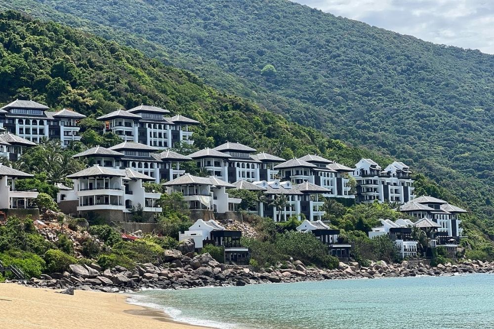 Da Nang Multigenerational Travel. InterContinental Danang Sun Peninsula Resort 