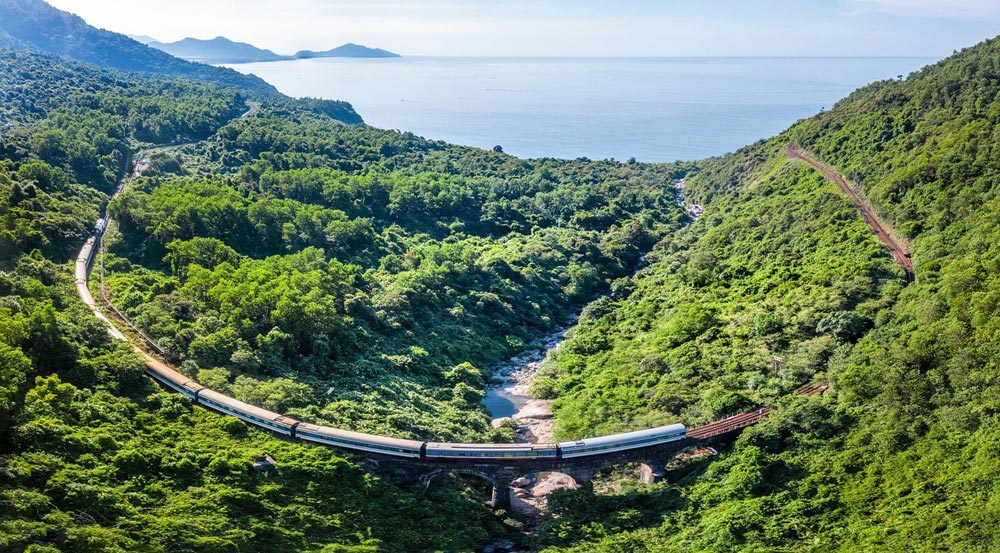 Danang to Hoi An. How Do You Reach Hue, Sapa, Hanoi and Ho Chi Minh City from Da Nang?