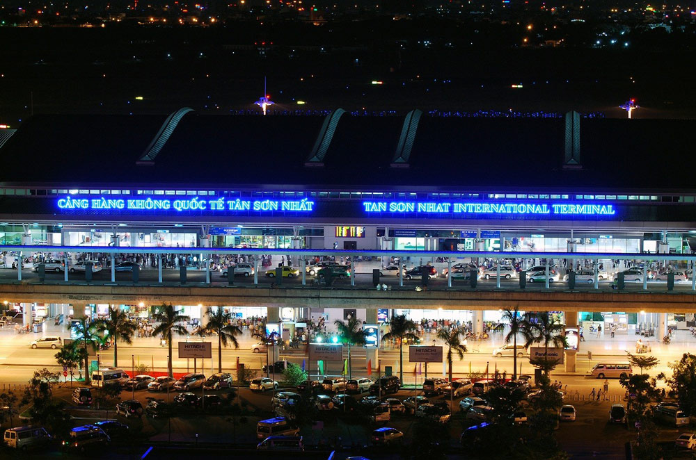 Direct Flights to Da Nang. The Domestic Connection Alternative