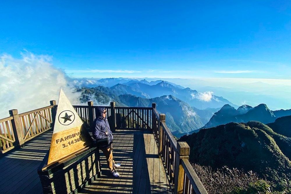 Fansipan Sapa. Geography & Lore: Are Sapa and Fansipan the same? 