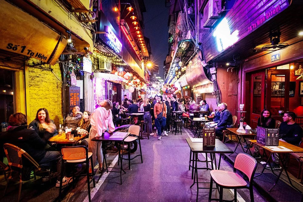 French Quarter Hanoi. French Quarter Hanoi Nightlife: Elegant Evenings