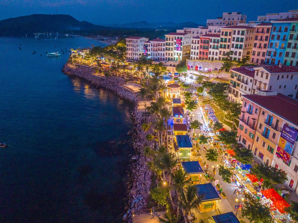 Ha Long Bay to Da Nang. Frequently Asked Questions