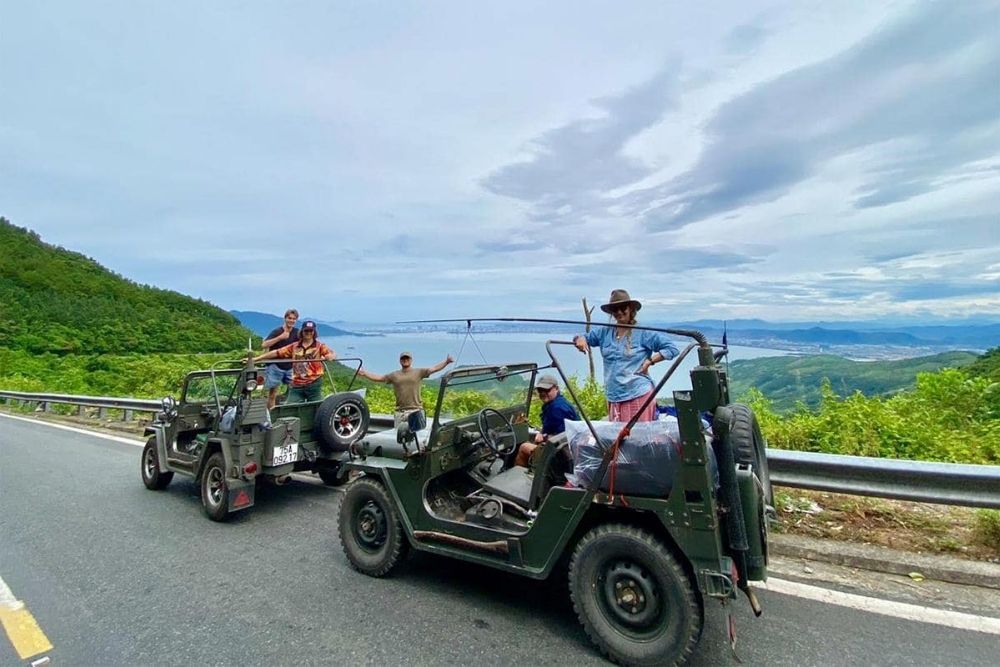 Hai Van Pass Tour. By Jeep