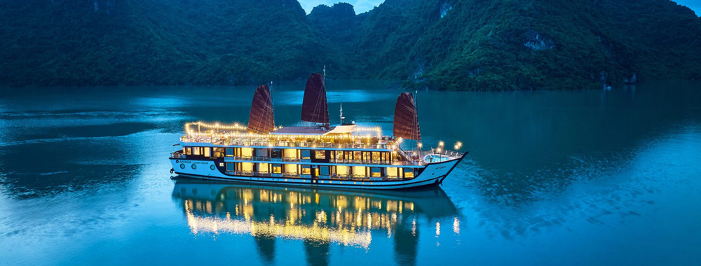 Halong Bay beach. Halong Bay Cruises with Beach Excursions. Amanda Cruise