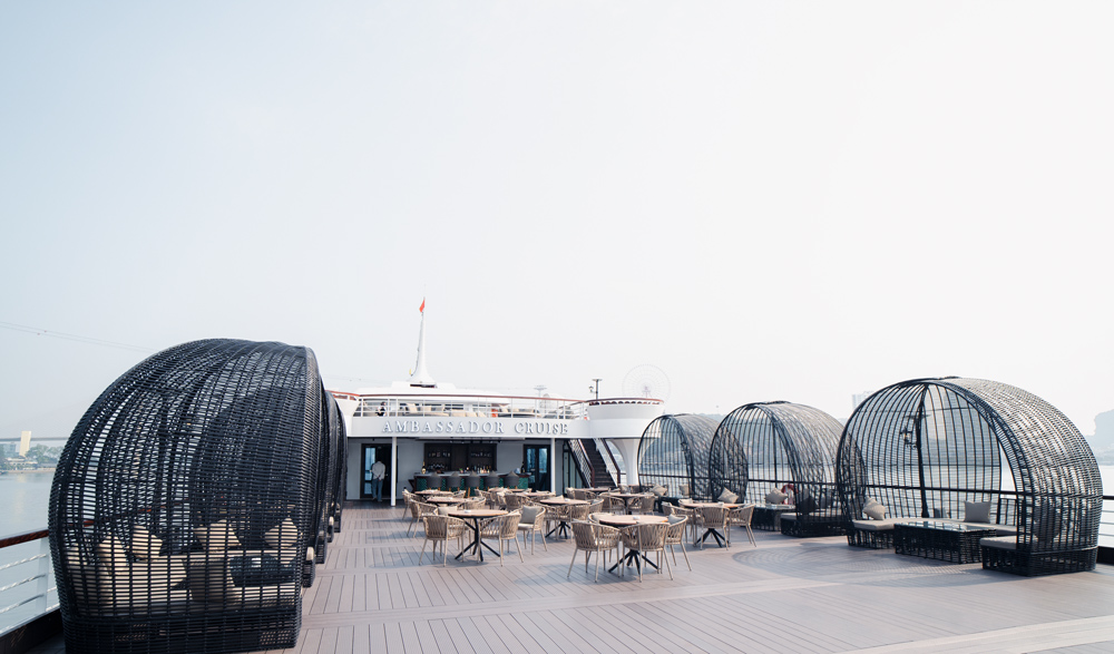 Halong Bay Cruise: The Perfect Autumn Getaway
