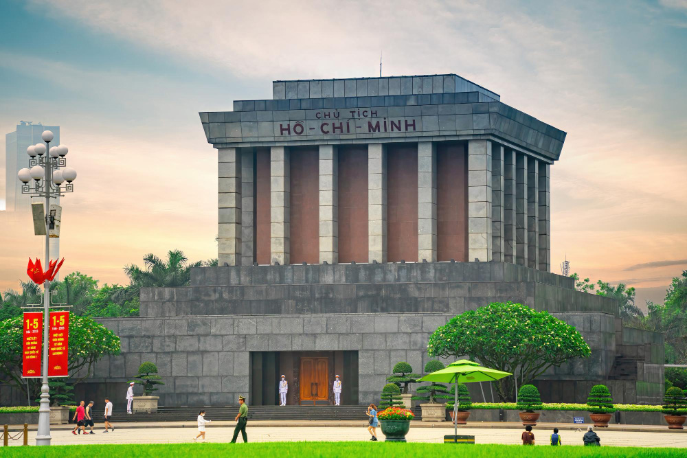 Hanoi autumn. Ho Chi Minh Mausoleum: A Must-Visit in Hanoi Autumn