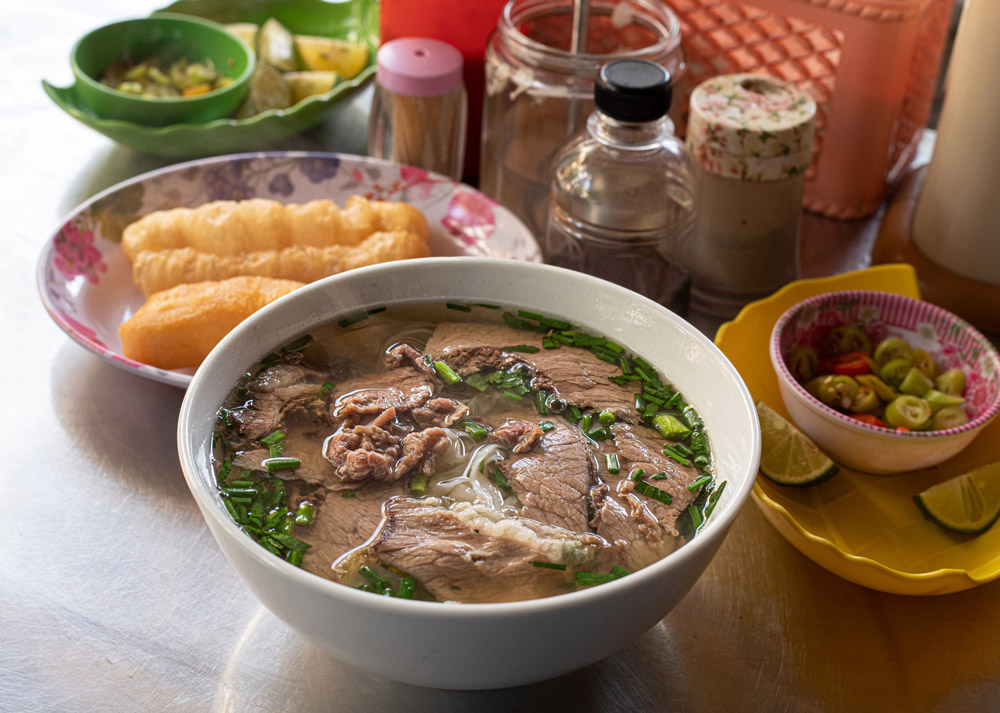 Hanoi Food. The Unmissable Dishes: Your Hanoi Food Bucket List. Pho (Phở): The Soul of Vietnam in a Bowl