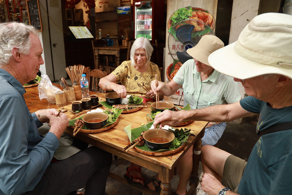 The Ultimate Hanoi Food Guide: Must-Try Dishes and Where to Find Them (2025)