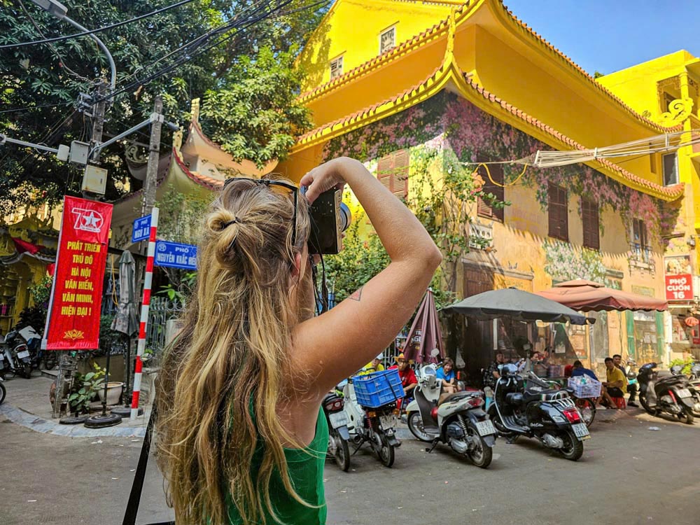 The Perfect 5 Days in Hanoi Itinerary (Hanoi, Ha Long Bay & More)