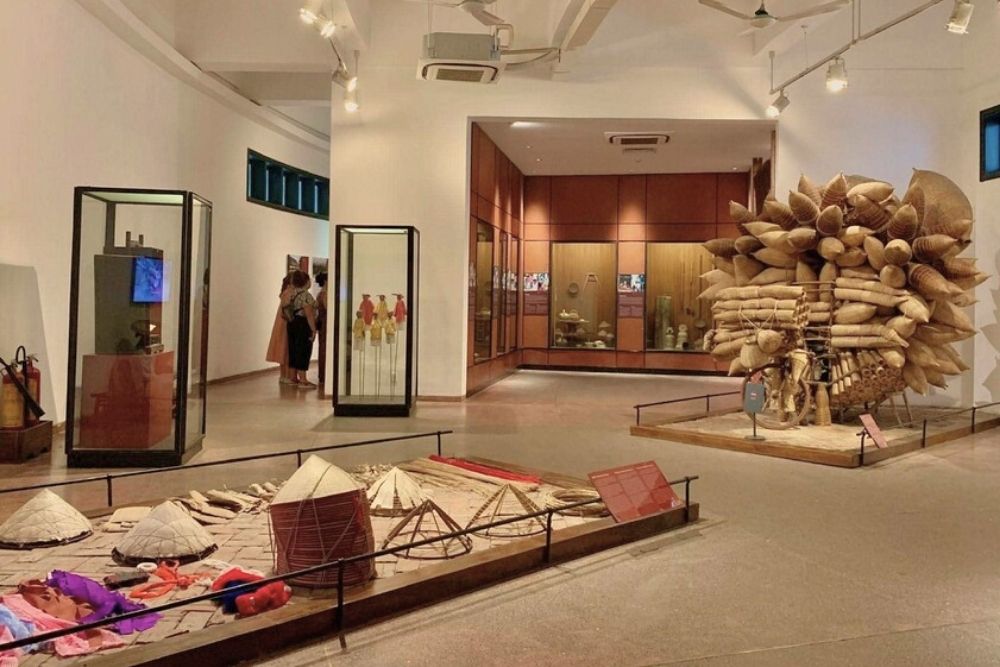 Hanoi Museum.The "Must-Visit" Trio: The Best Museums in Hanoi for a First Timer. For a Cultural Deep-Dive: The Vietnam Museum of Ethnology 