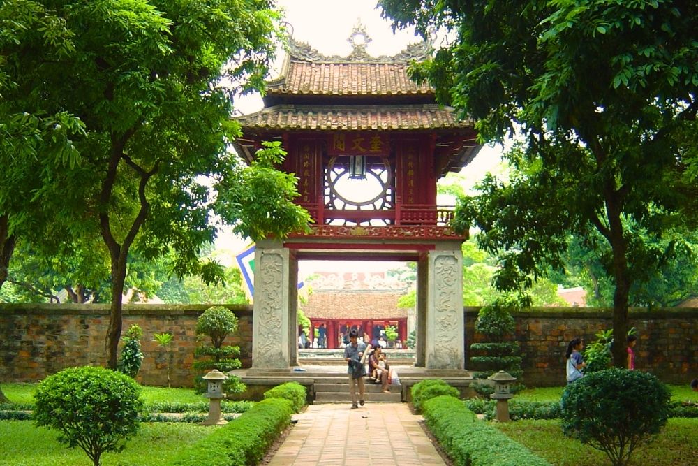 Hanoi Old Quarter. The Ultimate Checklist: Top Things to Do in the Hanoi Old Quarter. Cultural Exploration & Highlight Events. Temple of Literature