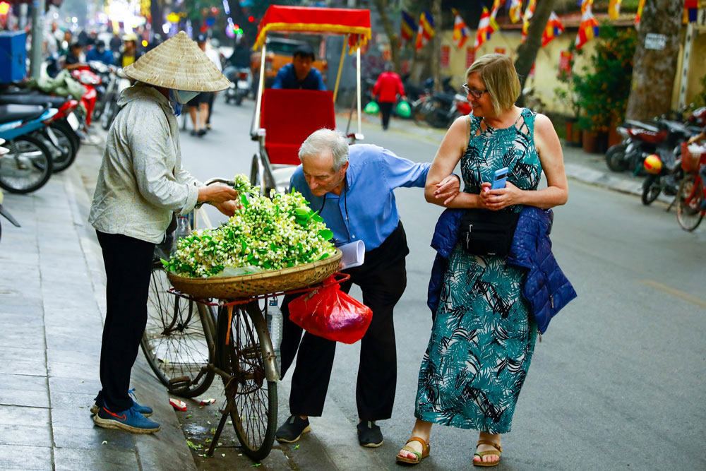 Hanoi Old Quarter hotel. Navigating the Maze: Finding Your Perfect Spot Within the Quarter