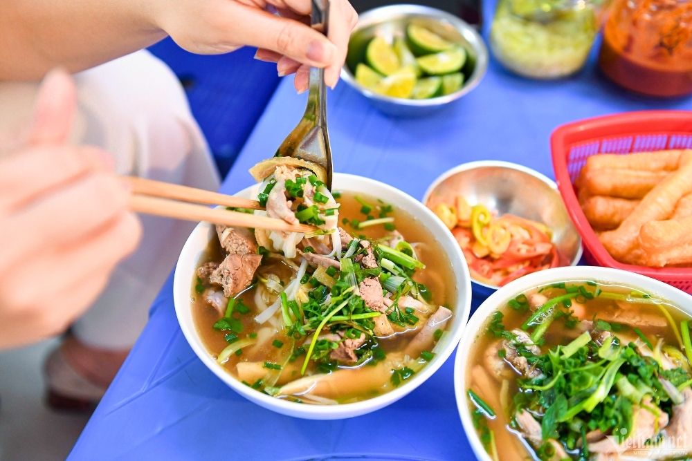 Hanoi Old Quarter. The Ultimate Checklist: Top Things to Do in the Hanoi Old Quarter. Eat Everything: The Best Restaurants & Street Food. Must-try Dishes When Visiting Hanoi. Pho