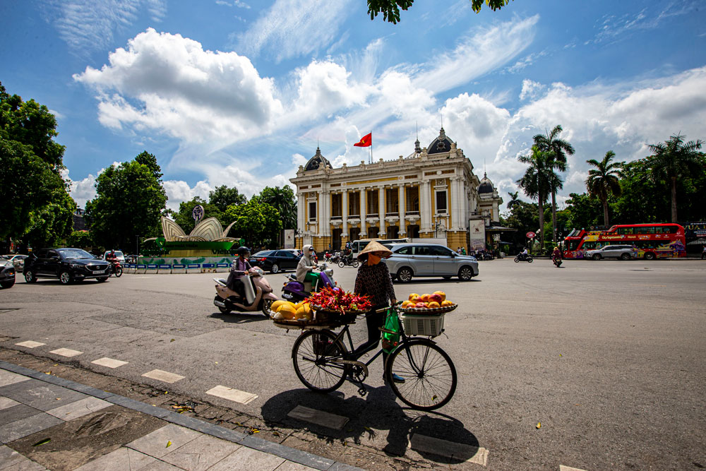 Hanoi Opera House: History, Architecture, Tickets & Visiting Tips