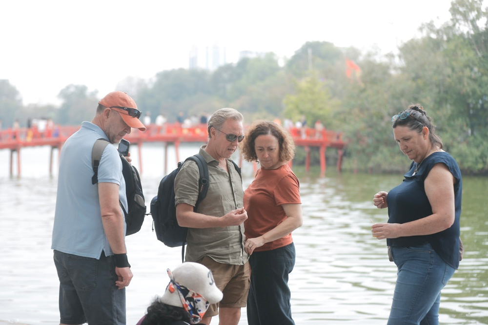 Hanoi Safety. Navigating Hanoi’s Streets: A Guide to Common Scams and Petty Theft