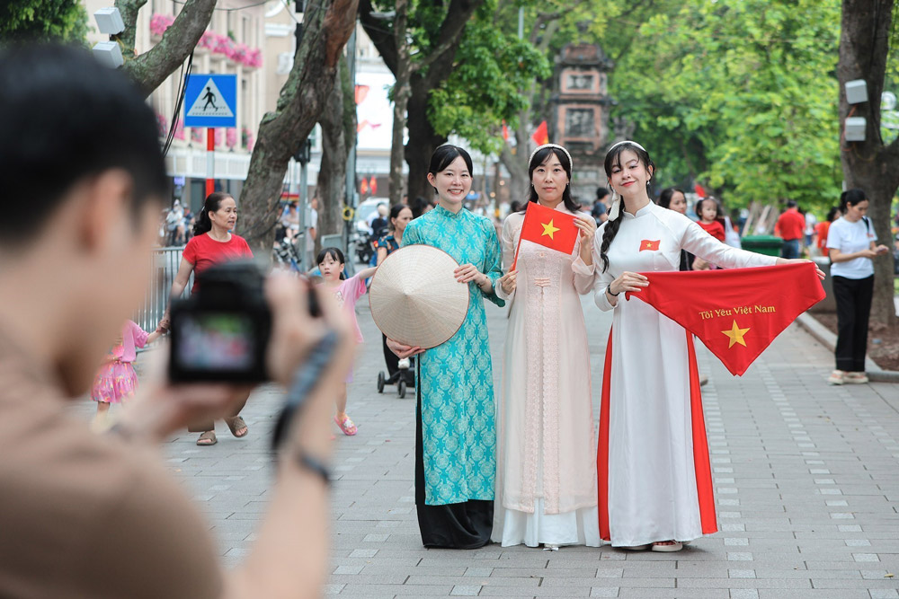Hanoi Safety. Special Considerations for Travelers