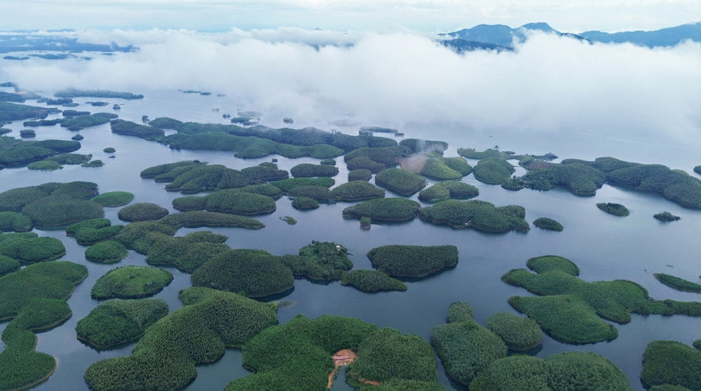 Hanoi Sapa Halong Bay Tour. The Big Question: How Many Days for Hanoi, Sapa, & Ha Long Bay?