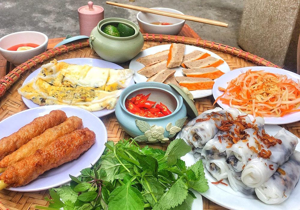 Hanoi Street Food. The Real Taste of Hanoi Is on the Street