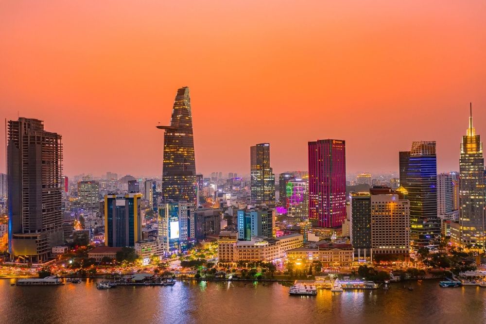 Hanoi To Ho Chi Minh Itinerary. The "Express" 7-10 Day Itinerary 