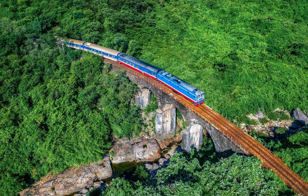 Ho Chi Minh City to Da Nang. Taking the Train: The Reunification Express