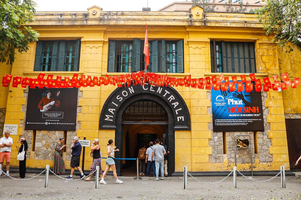 Hoa Lo Prison Vietnam: History, Tickets, Hours & Visiting Tips