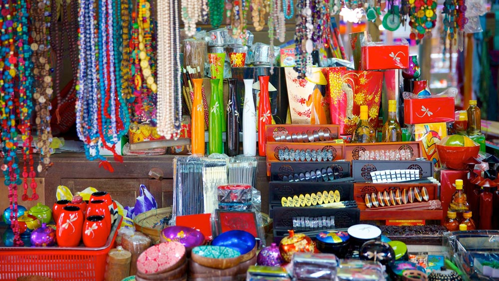 Hoi An market. Hoi An Market: Exploring the Options. Hoi An Shopping Market