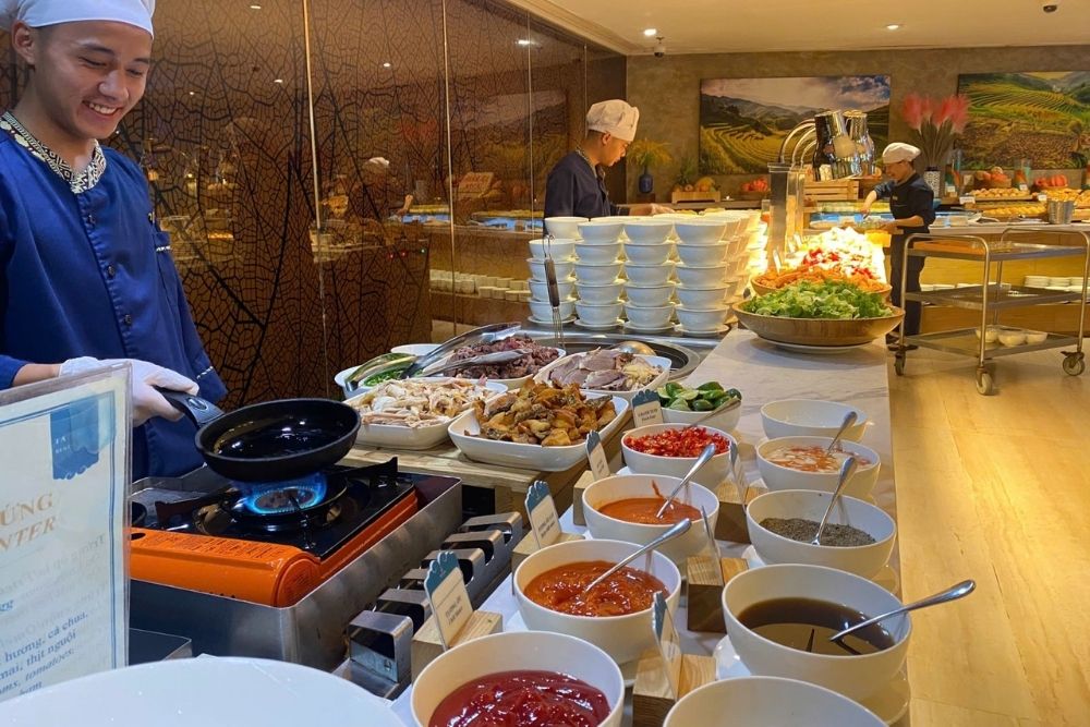 KK Sapa Hotel. Dining & Breakfast at KK Sapa Hotel