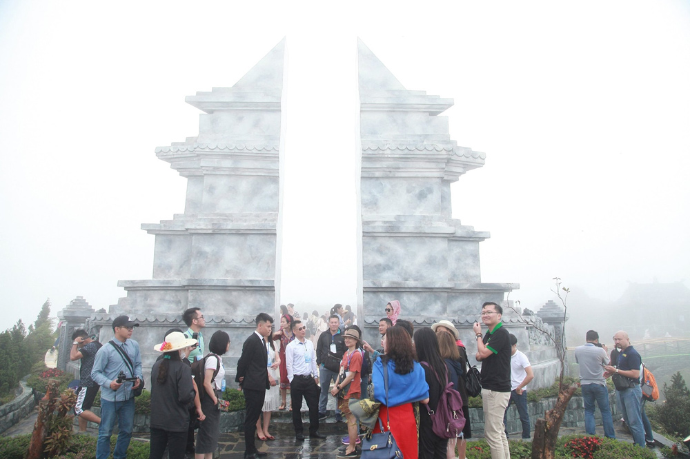 O Quy Ho heaven gate. Planning Your Visit: Essential Information