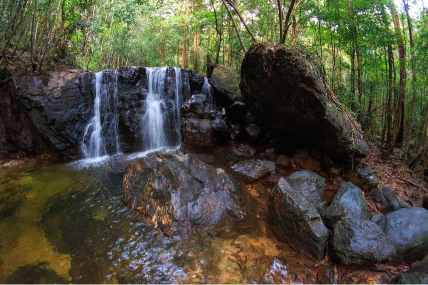 Rock climbing Vietnam Phu Quoc island paradise