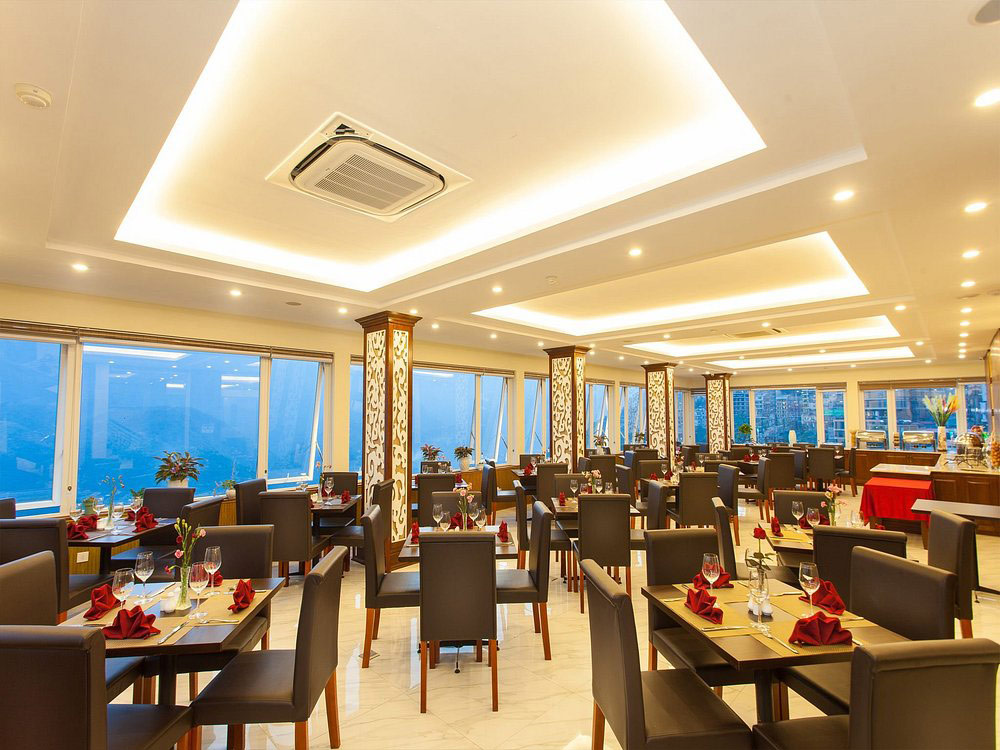 Sapa Diamond Hotel. Dining: The White Cloud Restaurant