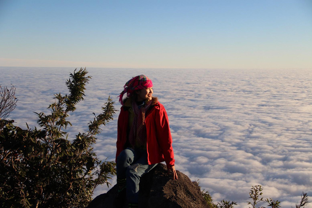 The Ultimate Sapa Fansipan Tour Guide (2026) – Reaching the Roof of Indochina