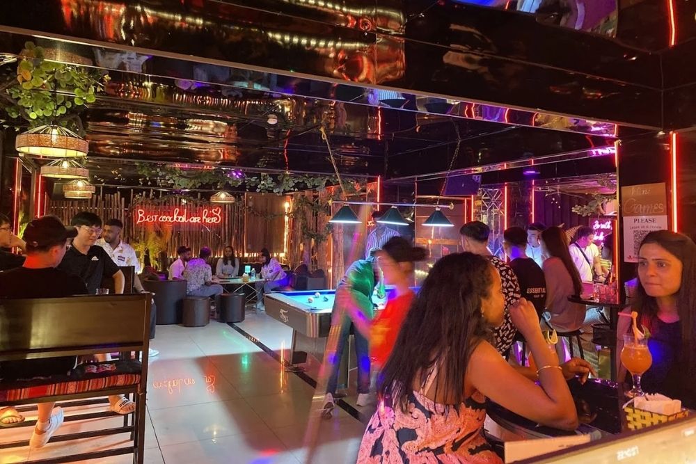 Sapa Nightlife. Where to Drink: The Best Bars Sapa Has to Offer  