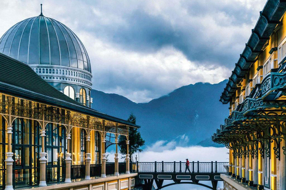 Sapa Station. Is There a Sapa Station Hotel?