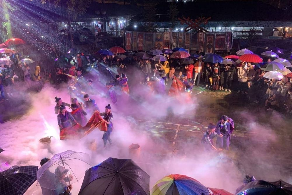 Sapa things to do. Central Hub: What to Do in Sapa Town Centre & At Night. Things to Do at Night 